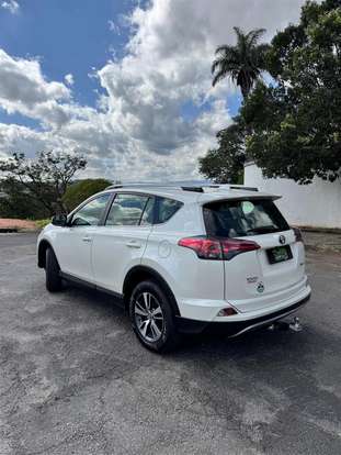 TOYOTA-RAV4-2.0 TOP 4X2 16V GASOLINA 4P AUTOMÁTICO TOYOTA-RAV4-2018