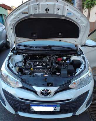 TOYOTA-YARIS-2020