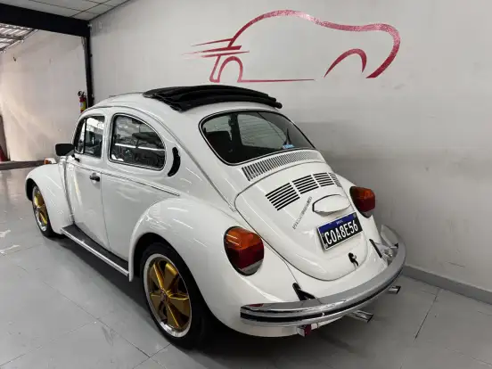 VOLKSWAGEN-FUSCA-1983