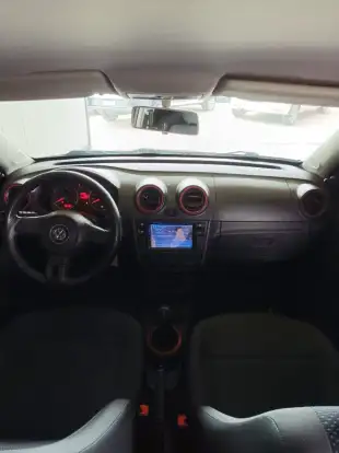 VOLKSWAGEN-GOL-2015