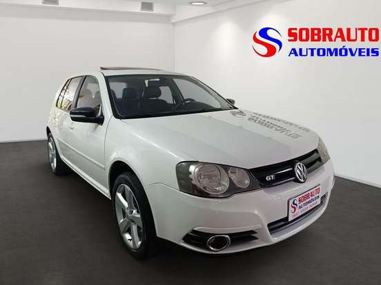 VOLKSWAGEN-GOLF-2012
