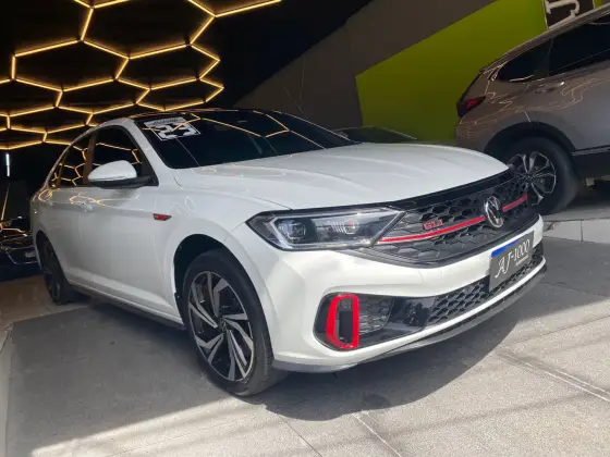 VOLKSWAGEN JETTA 2.0 350 TSI GASOLINA GLI DSG