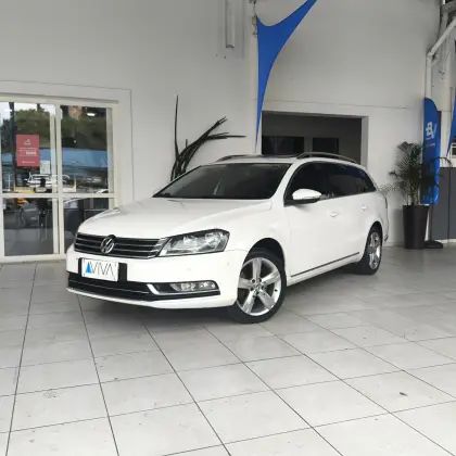 VOLKSWAGEN PASSAT VARIANT 2.0 TSI 16V 211CV GASOLINA 4P AUTOMÁTICO VOLKSWAGEN PASSAT VARIANT 2.0 TSI 16V 211CV GASOLINA 4P AUTOMÁTICO
