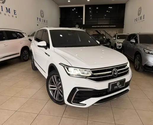 VOLKSWAGEN TIGUAN 2.0 300 TSI GASOLINA ALLSPACE R-LINE AUTOMÁTICO VOLKSWAGEN TIGUAN 2.0 300 TSI GASOLINA ALLSPACE R-LINE AUTOMÁTICO