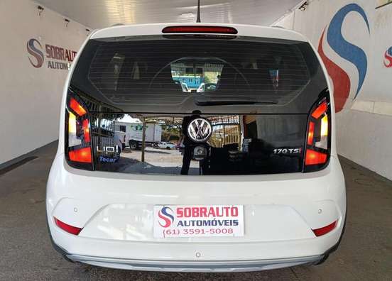 VOLKSWAGEN-UP-2021