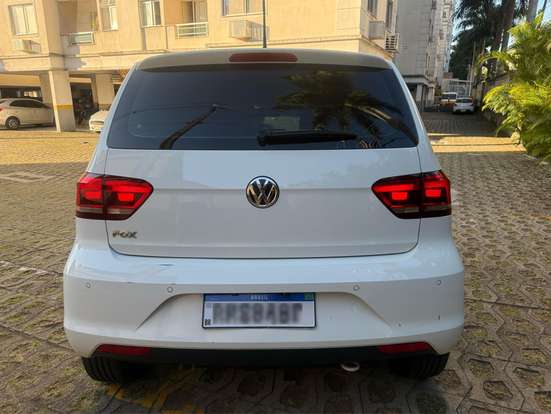VOLKSWAGEN-FOX-2021
