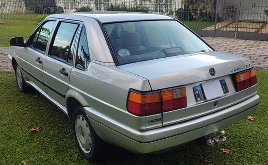 VOLKSWAGEN-SANTANA-1995