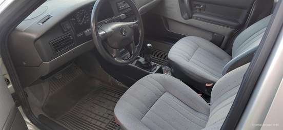 VOLKSWAGEN-SANTANA-1995