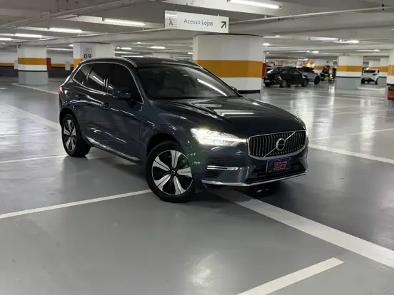 VOLVO-XC60-2023