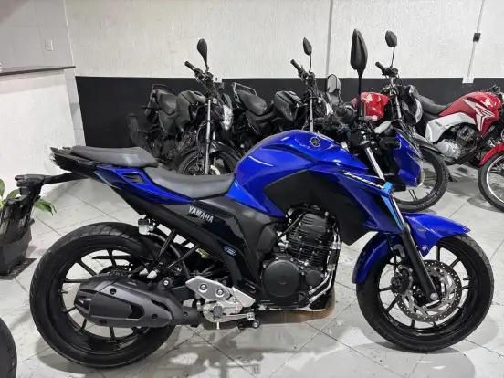 YAMAHA-FZ25 FAZER CONNECTED ABS-2025