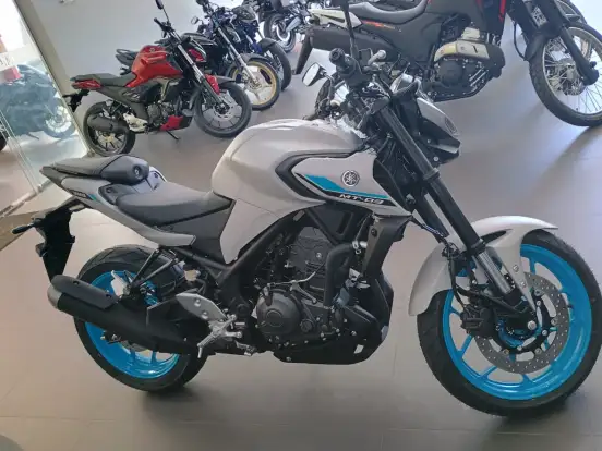 YAMAHA-MT-03 CONNECTED ABS YAMAHA-MT-03 CONNECTED ABS-2025