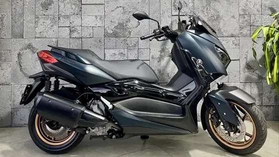 YAMAHA XMAX ABS YAMAHA XMAX ABS