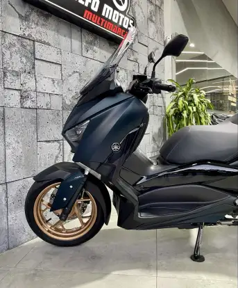 YAMAHA-XMAX ABS-2023