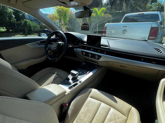 AUDI-A4-2.0 TFSI ATTRACTION GASOLINA 4P S TRONIC AUDI-A4-2017