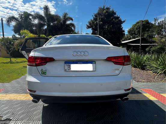 AUDI-A4-2.0 TFSI ATTRACTION GASOLINA 4P S TRONIC AUDI-A4-2017