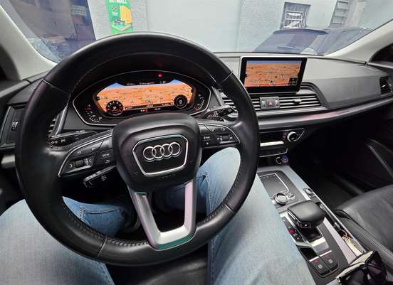 AUDI-Q5-2019