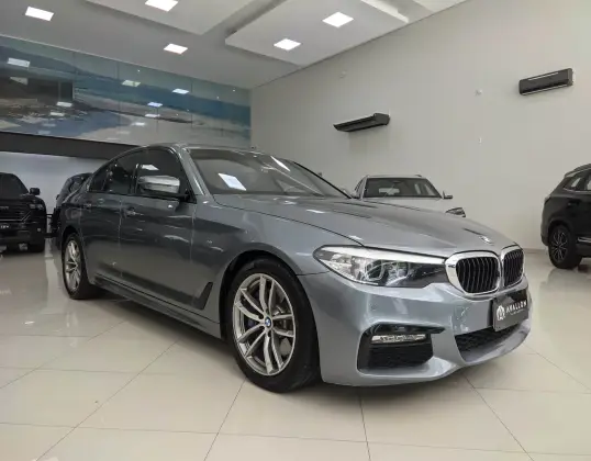 BMW 530i 2.0 16V TURBO GASOLINA M SPORT AUTOMÁTICO BMW 530i 2.0 16V TURBO GASOLINA M SPORT AUTOMÁTICO
