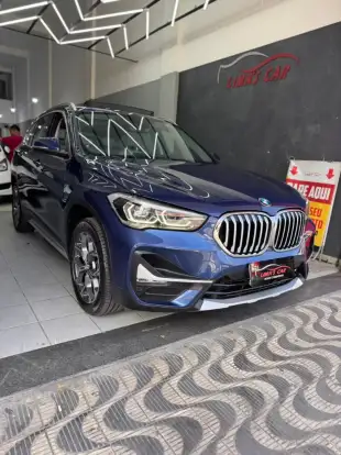 BMW-X1-2021