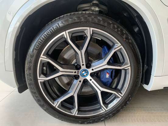 BMW-X5-2025