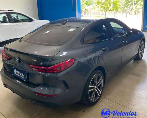 BMW-218i-2020