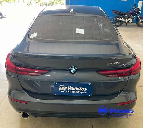 BMW-218i-2020
