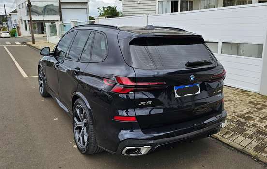 BMW-X5-2025
