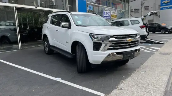 CHEVROLET TRAILBLAZER 2.8 16V TURBO DIESEL HIGH COUNTRY 7L 4X4 AUTOMÁTICO