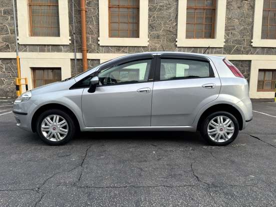 FIAT-PUNTO-2011