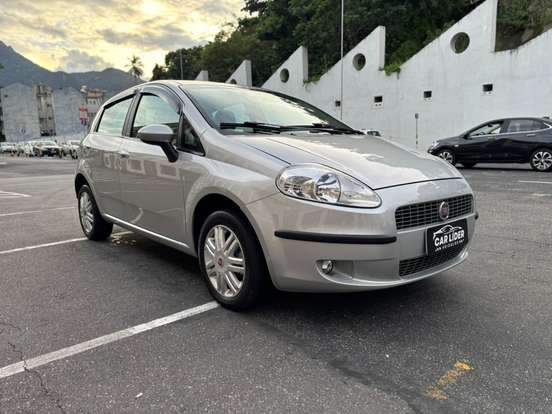 FIAT-PUNTO-2011