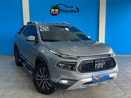 FIAT TORO 2.0 16V TURBO DIESEL RANCH 4WD AT9 FIAT TORO 2.0 16V TURBO DIESEL RANCH 4WD AT9