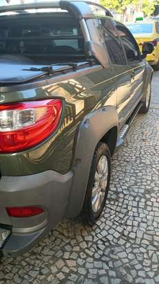 FIAT-STRADA-1.8 MPI ADVENTURE CD 16V FLEX 3P AUTOMATIZADO FIAT-STRADA-2015