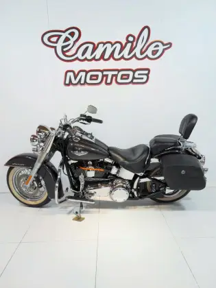 HARLEY-DAVIDSON SOFTAIL DELUXE 