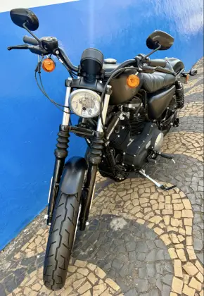 HARLEY-DAVIDSON SPORTSTER XL 883N IRON 