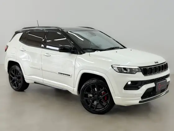 JEEP COMPASS 2.0 HURRICANE 4 TURBO GASOLINA BLACKHAWK AT9 JEEP COMPASS 2.0 HURRICANE 4 TURBO GASOLINA BLACKHAWK AT9