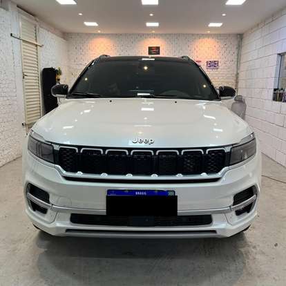 JEEP-COMMANDER-2022