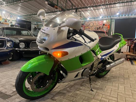 KAWASAKI NINJA ZX-6R 