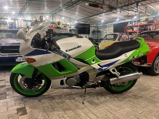 KAWASAKI-NINJA ZX-6R-1995
