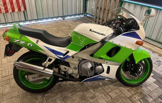 KAWASAKI-NINJA ZX-6R-1995