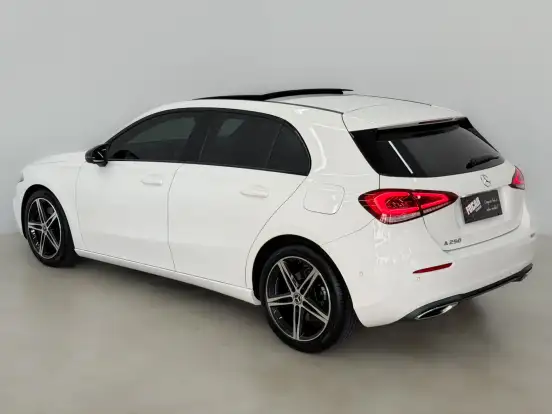 MERCEDES-BENZ-A 250-2020
