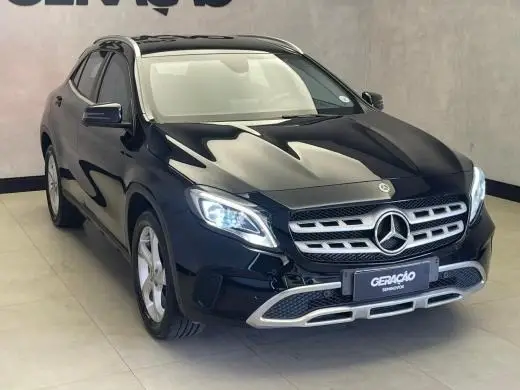 MERCEDES-BENZ GLA 200 1.6 CGI FLEX ADVANCE 7G-DCT