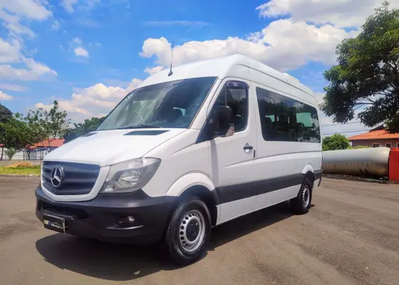 MERCEDES-BENZ SPRINTER 2.2 CDI DIESEL VAN 415 TA LONGO 16L MANUAL MERCEDES-BENZ SPRINTER 2.2 CDI DIESEL VAN 415 TA LONGO 16L MANUAL