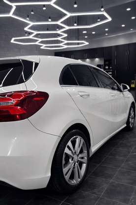 MERCEDES-BENZ-A 200-2016