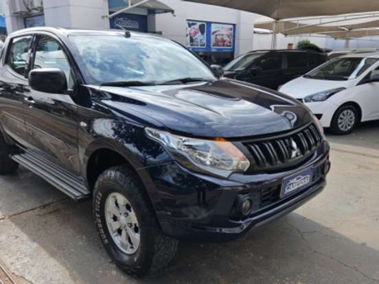 MITSUBISHI-L200 TRITON-2.4 16V TURBO DIESEL SPORT GLX CD 4P 4X4 MANUAL MITSUBISHI-L200 TRITON-2018