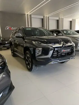 MITSUBISHI PAJERO SPORT 2.4 16V MIVEC TURBO DIESEL HPE-S AWD AUTOMÁTICO