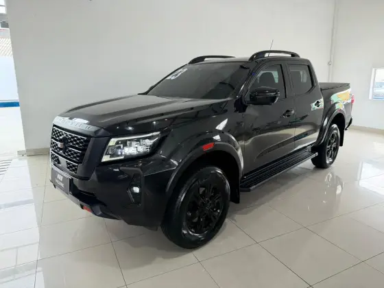 NISSAN FRONTIER 2.3 16V TURBO DIESEL PRO4X CD 4X4 AUTOMÁTICO NISSAN FRONTIER 2.3 16V TURBO DIESEL PRO4X CD 4X4 AUTOMÁTICO