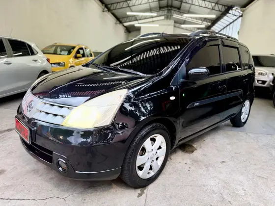 NISSAN LIVINA 1.8 SL 16V FLEX 4P AUTOMÁTICO