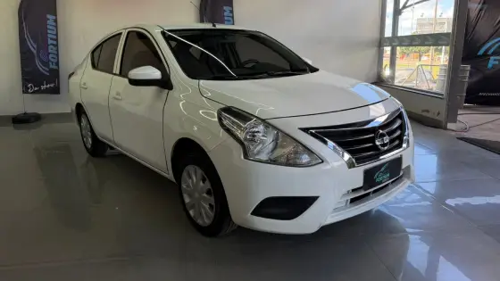 NISSAN VERSA 1.0 12V FLEX 4P MANUAL NISSAN VERSA 1.0 12V FLEX 4P MANUAL
