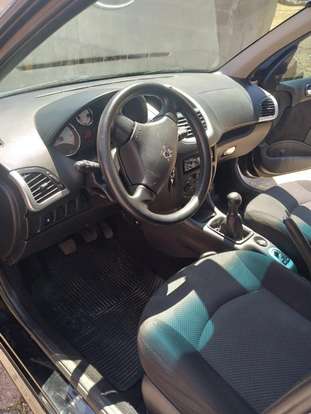 PEUGEOT-207-2012