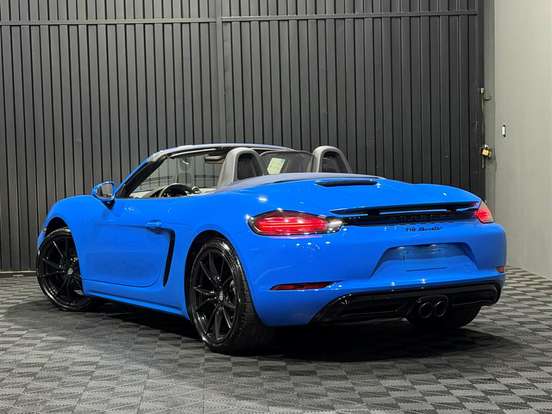 PORSCHE-718-2.0 16V H4 GASOLINA BOXSTER PDK PORSCHE-718-2023
