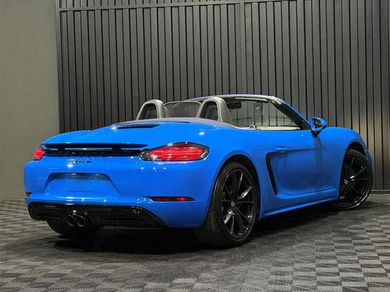 PORSCHE-718-2.0 16V H4 GASOLINA BOXSTER PDK PORSCHE-718-2023